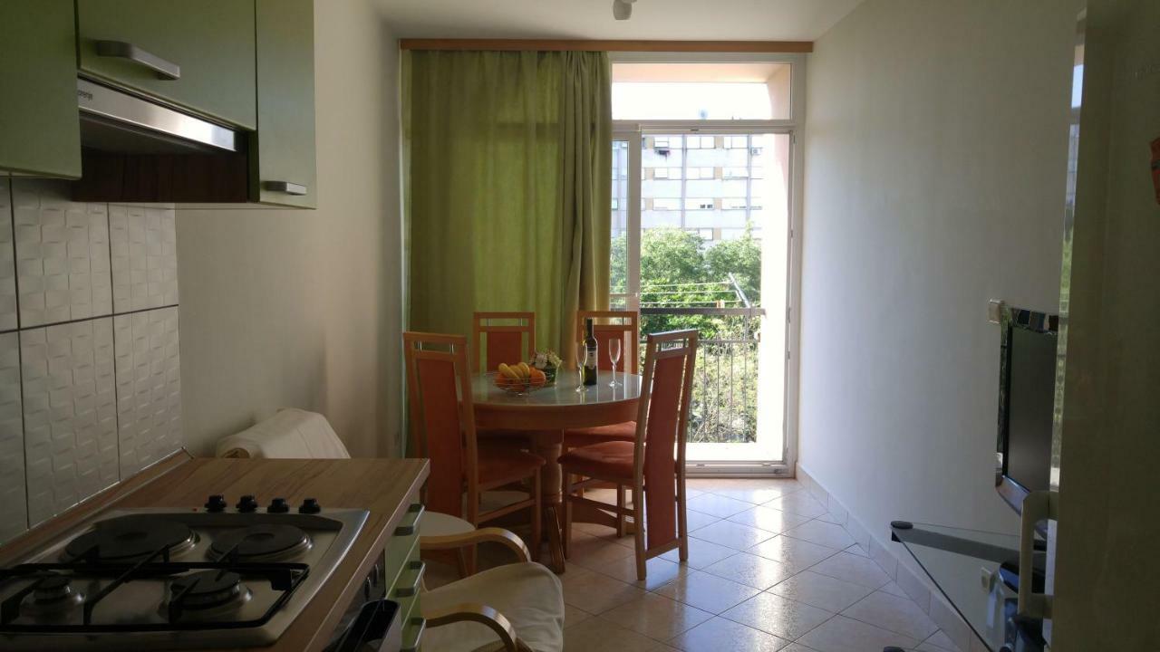 Two Bedroom Apartment Near Beach And Center สปลิท ภายนอก รูปภาพ